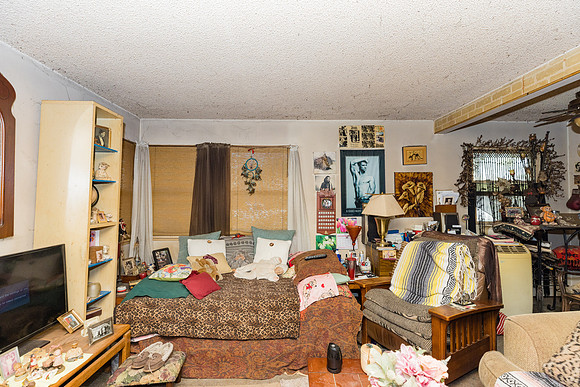 8330 Kittyhwk Ave-024