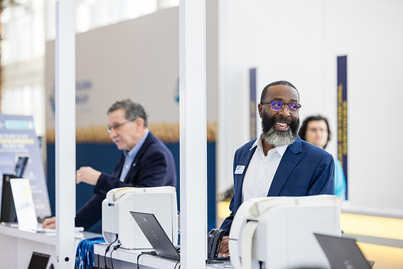 UTC Telecom and Technology Conference-Day 1-023