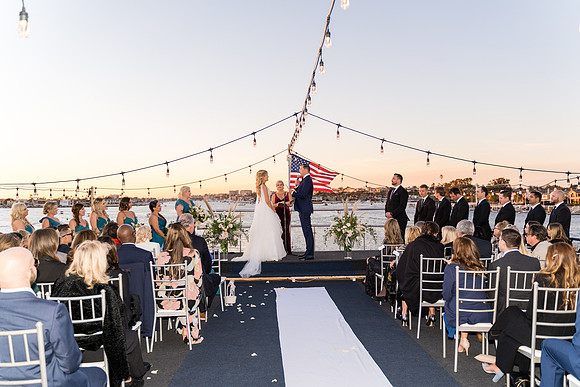 Wedding Photos Endless Dreams - City Experiences By Hornblower-437