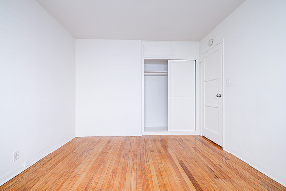 2011 Cedar Ave Long Beach Interior-028
