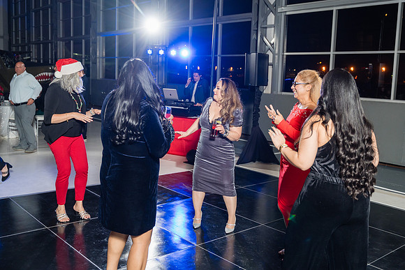 CTS Holiday Party - Lyon Air Museum-236