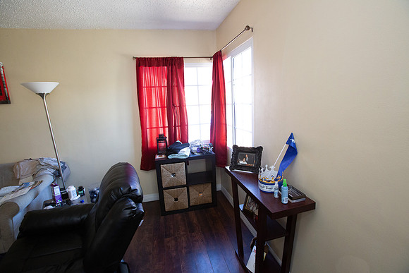 532 S Flower St-40