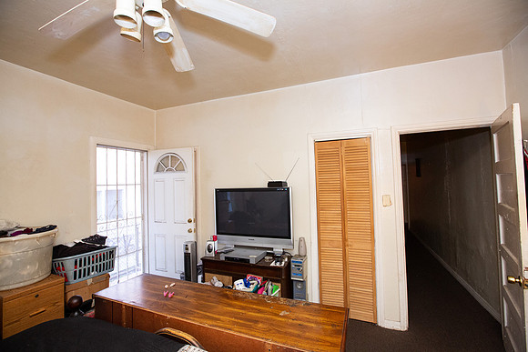 532 S Flower St-138