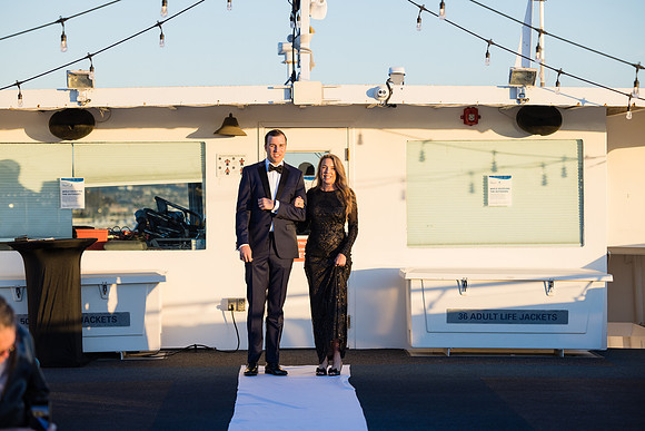 Wedding Photos Endless Dreams - City Experiences By Hornblower-291