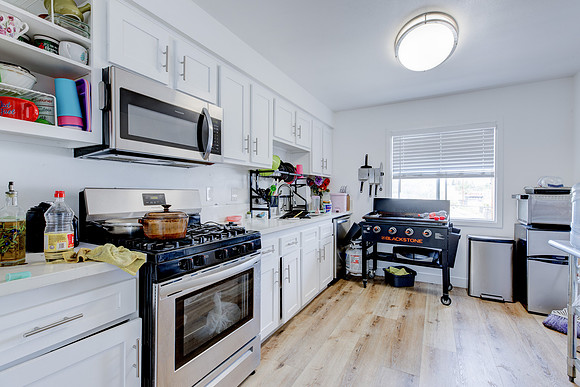 1720 Cerritos Ave-034