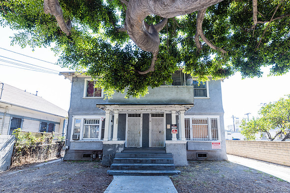 1444 W 22nd St-Exterior-006