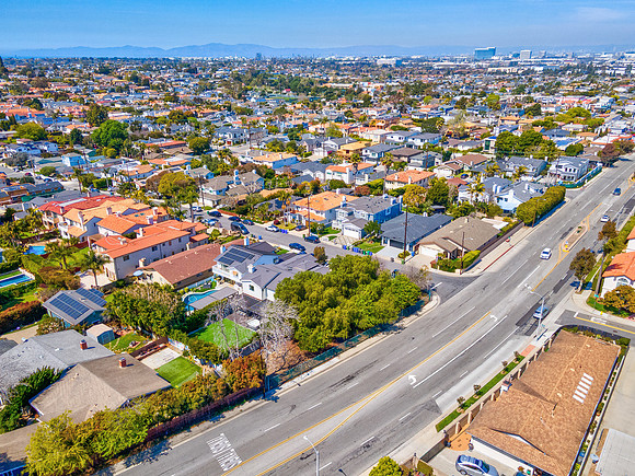 Drone 1852 6th St-3