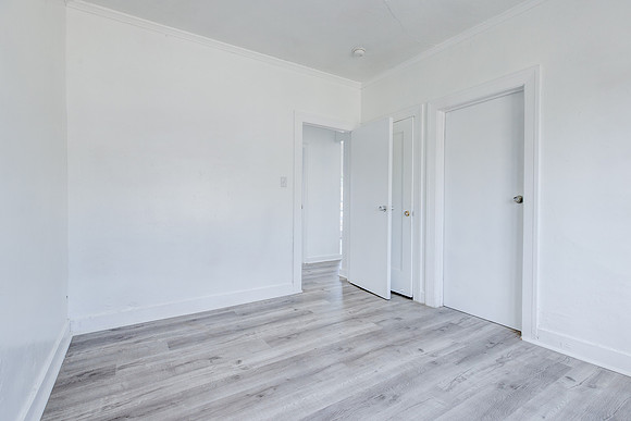 8715 Hooper Interior-022