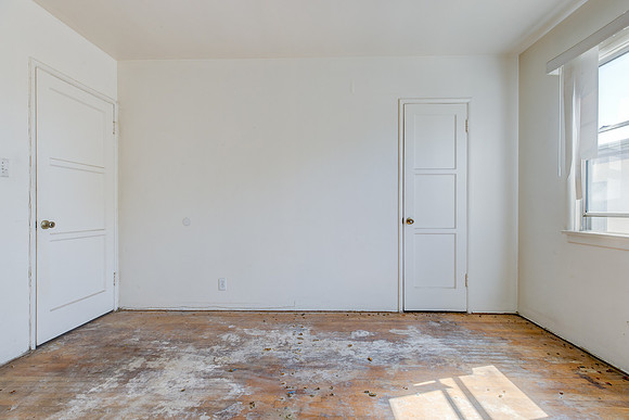 7835 S Normandie Ave-057