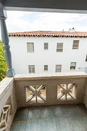 1043 S Orange Grove - Real Estate Photographer LA-57