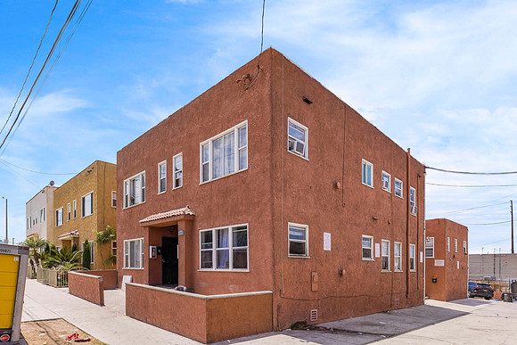 1409 Magnolia Ave Front.2