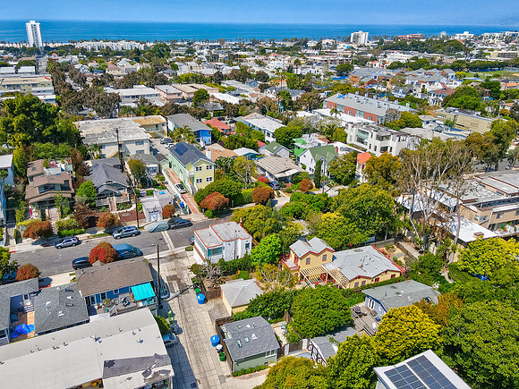 2639 Highland Ave Santa Monica Drone-004
