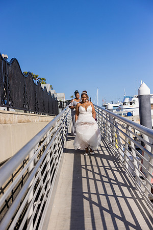 Sunset Wedding Icon Yacht - City Experiences By Hornblower-109