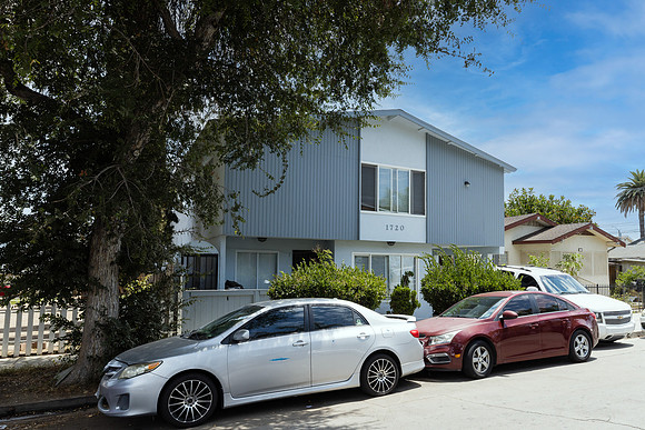 1720 Cerritos Ave Front-004