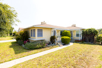 8330 Kittyhwk Ave-007