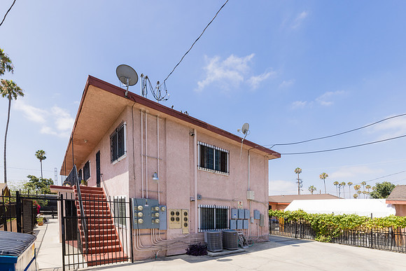 Exterior 1343 W 96th St-003