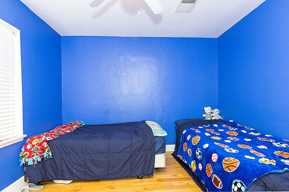 Real Estate Photographer Bellflower 10268 Muroc St-033