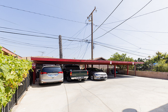 Exterior 1343 W 96th St-005
