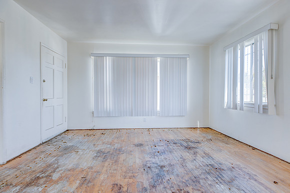 7835 S Normandie Ave-037