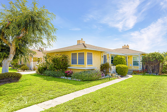8330 Kittyhwk Ave Exterior-001