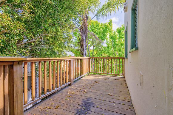 2639 Highland Ave Santa Monica Exterior-003