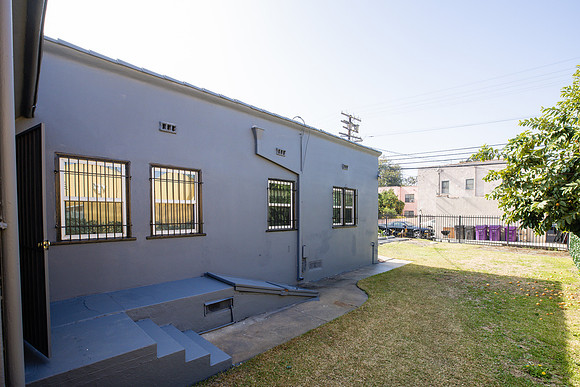Commercial Real Esate Photographers Long Beach Exterior-1754