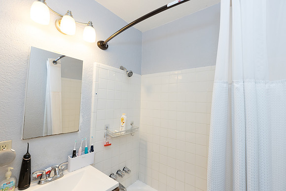Real Estate Photographer Bellflower 10268 Muroc St-054