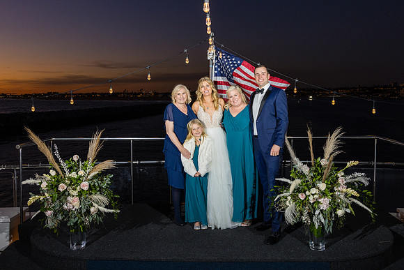 Wedding Photos Endless Dreams - City Experiences By Hornblower-560