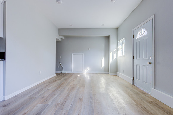 187 W 41st St -030