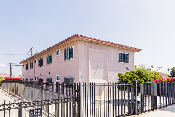 Exterior 1343 W 96th St-010