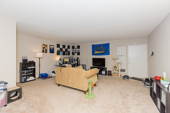 3520 Elm Ave-025