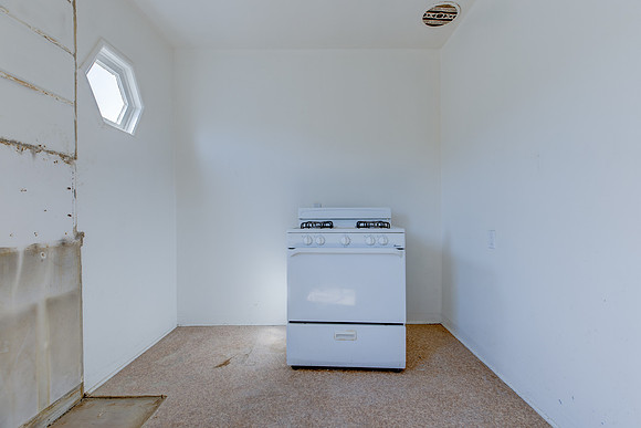 7835 S Normandie Ave-045