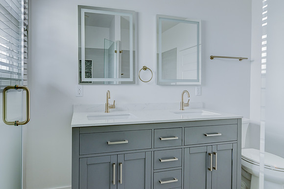 1503 3rd Ave-055