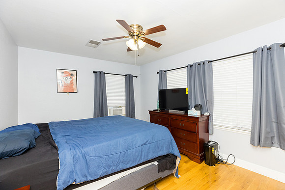 Real Estate Photographer Bellflower 10268 Muroc St-044