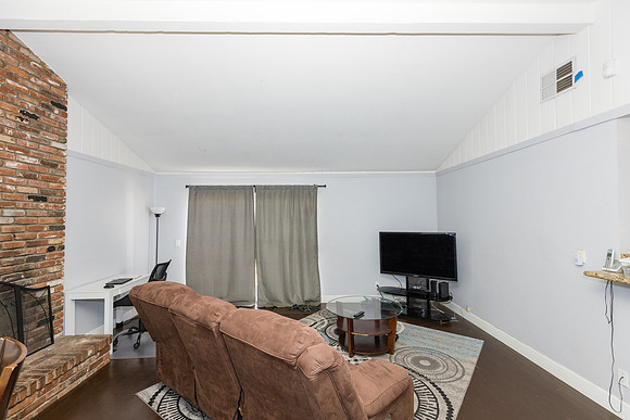 Real Estate Photographer Bellflower 10268 Muroc St-018