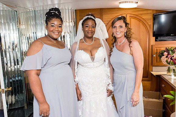 Sunset Wedding Icon Yacht - City Experiences By Hornblower-125