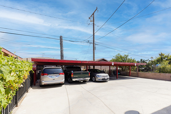 Exterior 1343 W 96th St-004