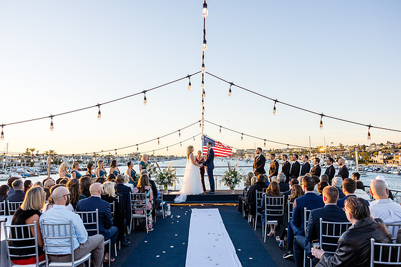 Wedding Photos Endless Dreams - City Experiences By Hornblower-404