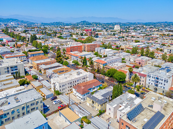 233 S Kenmore-012