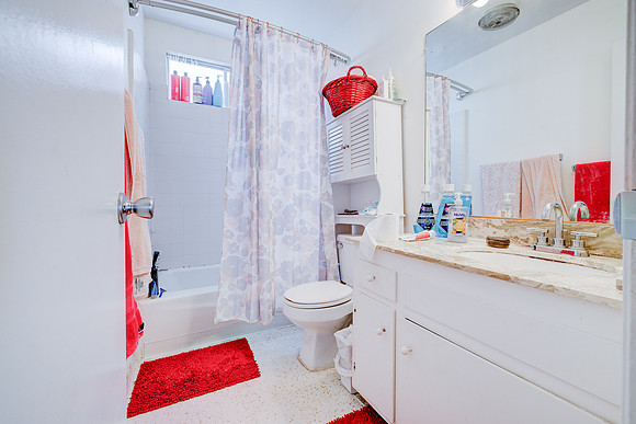 3729 Glendon Ave Interior-005