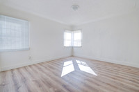 1144 W 57th St Los Angeles Interior-012