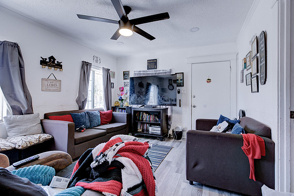 815 W 62nd Pl Interior-018