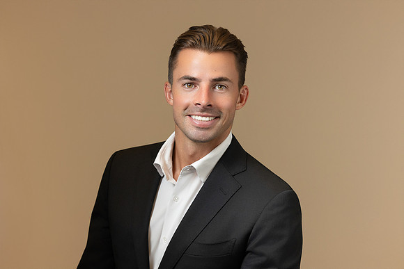 Web - Real Estate Headshot Photographer Long Beach Ca-008