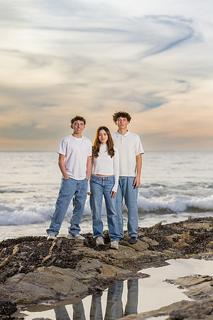 Family Photos Crystal Cove Newport Beach Ca-057