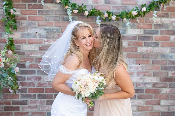 3457-19062265MRestaurantWeddingAvalon229EditA