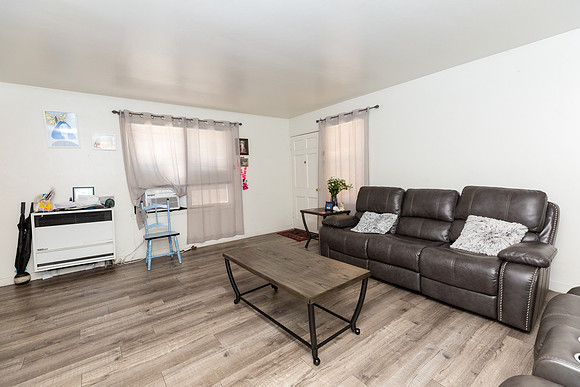 Real Estate Photographer Lbc - 1094 Cherry Ave-49