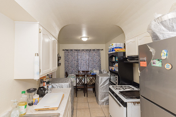 338 W Magnolia St-045
