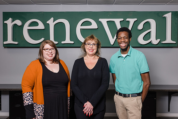 Customer-Care-Team-Peoria-IL-10