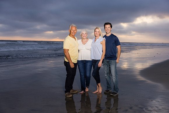 Family photos Oceanside Pier-170