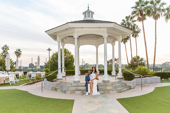 Hornblower Icon Yacht Wedding Photos-172